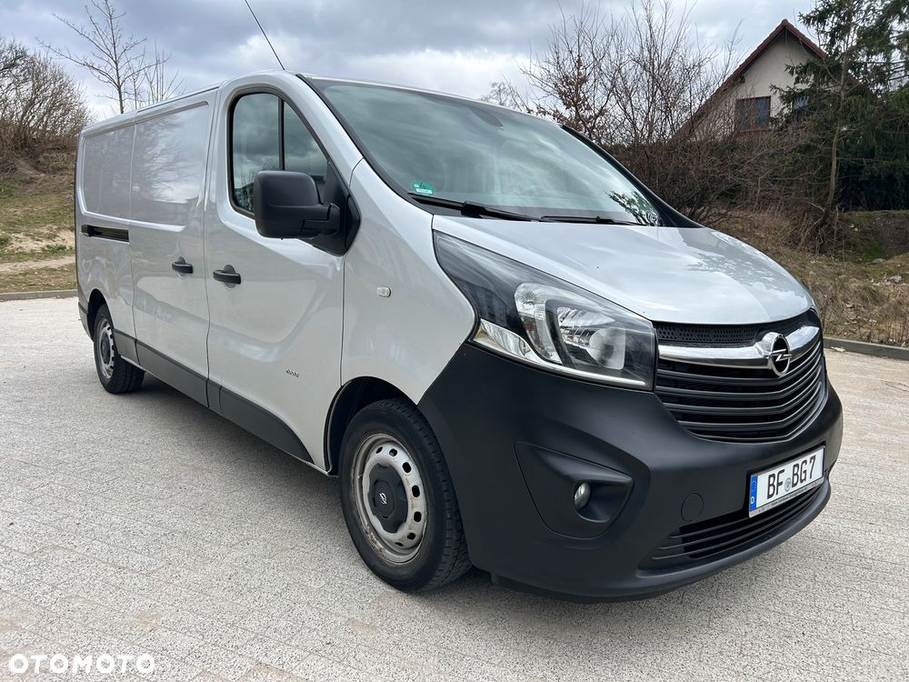 Opel Vivaro Long - 2