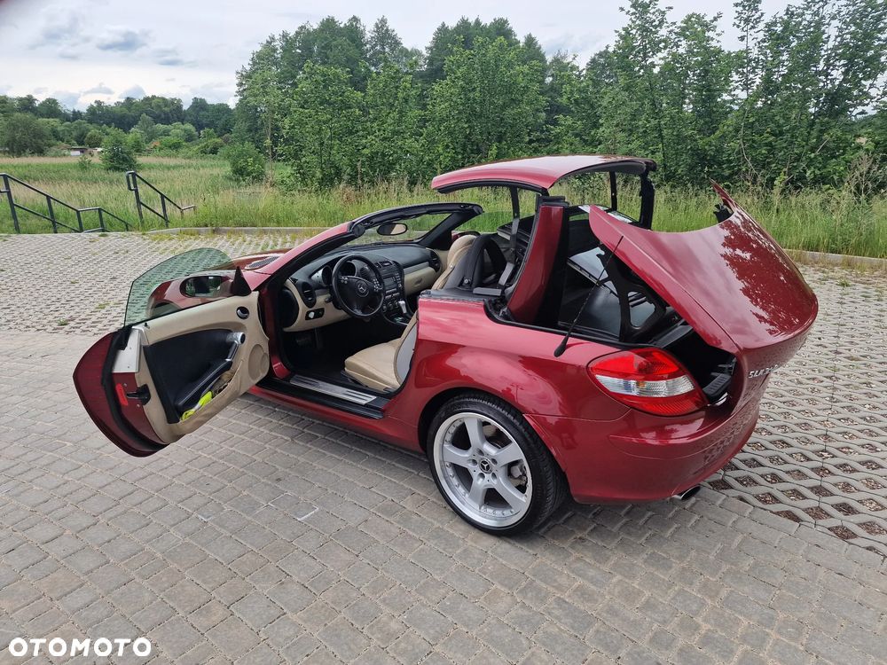 Mercedes-Benz SLK 350 7G-TRONIC - 11
