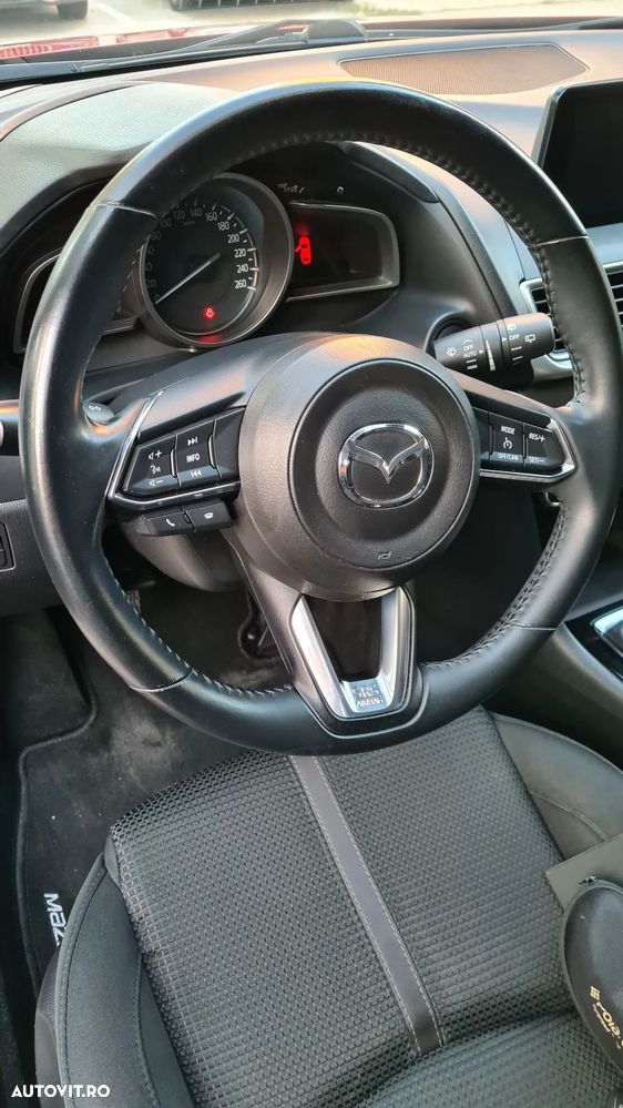 Mazda 3 G120 Revolution - 5