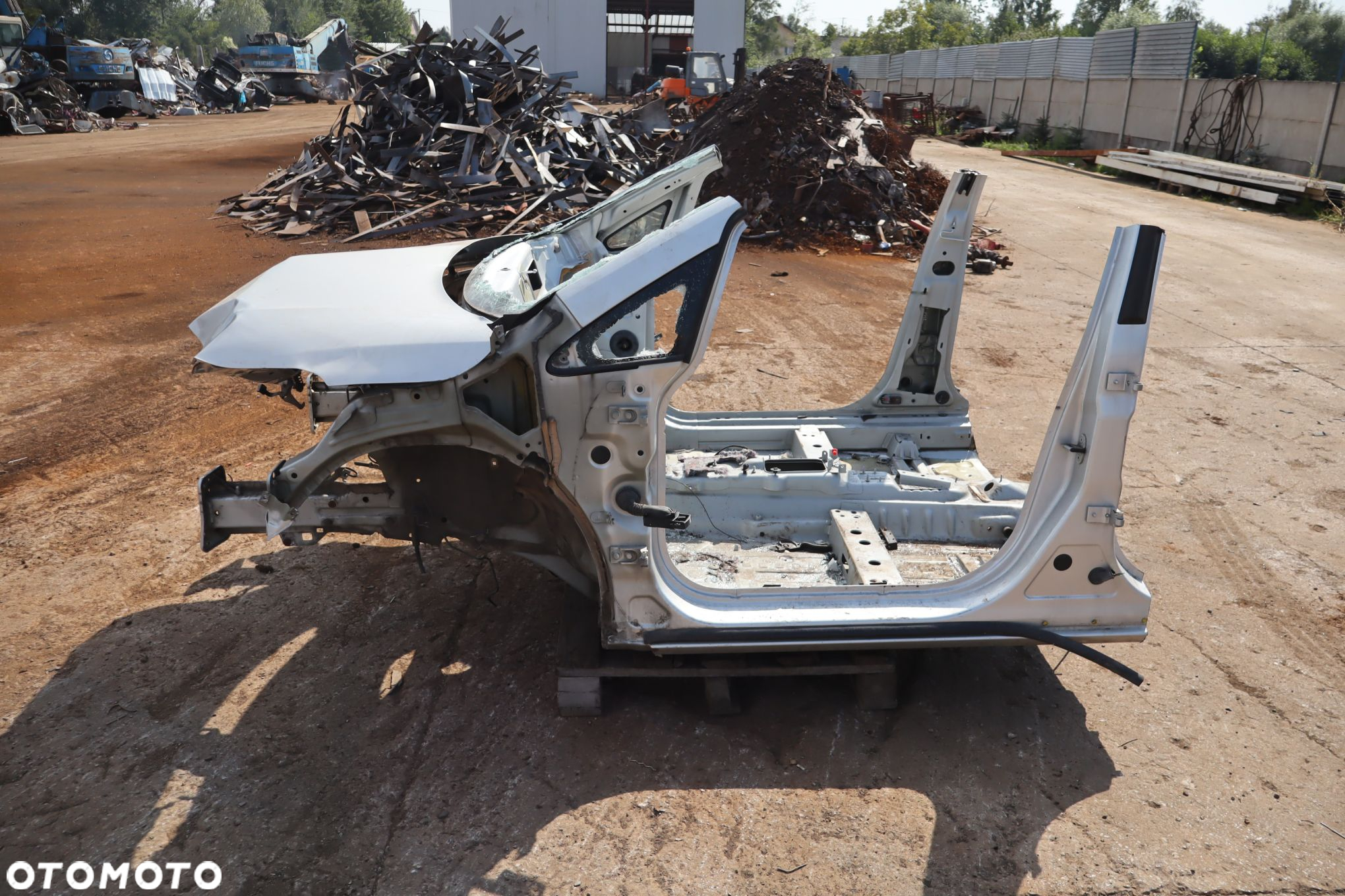 PRZÓD ĆWIARTKA OPEL CORSA E - 3