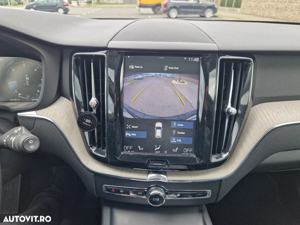 Volvo XC 60 D5 AWD Inscription - 12
