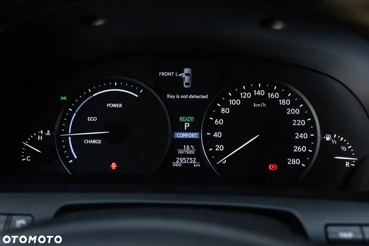 Lexus LS 600h Elite EU6 - 21