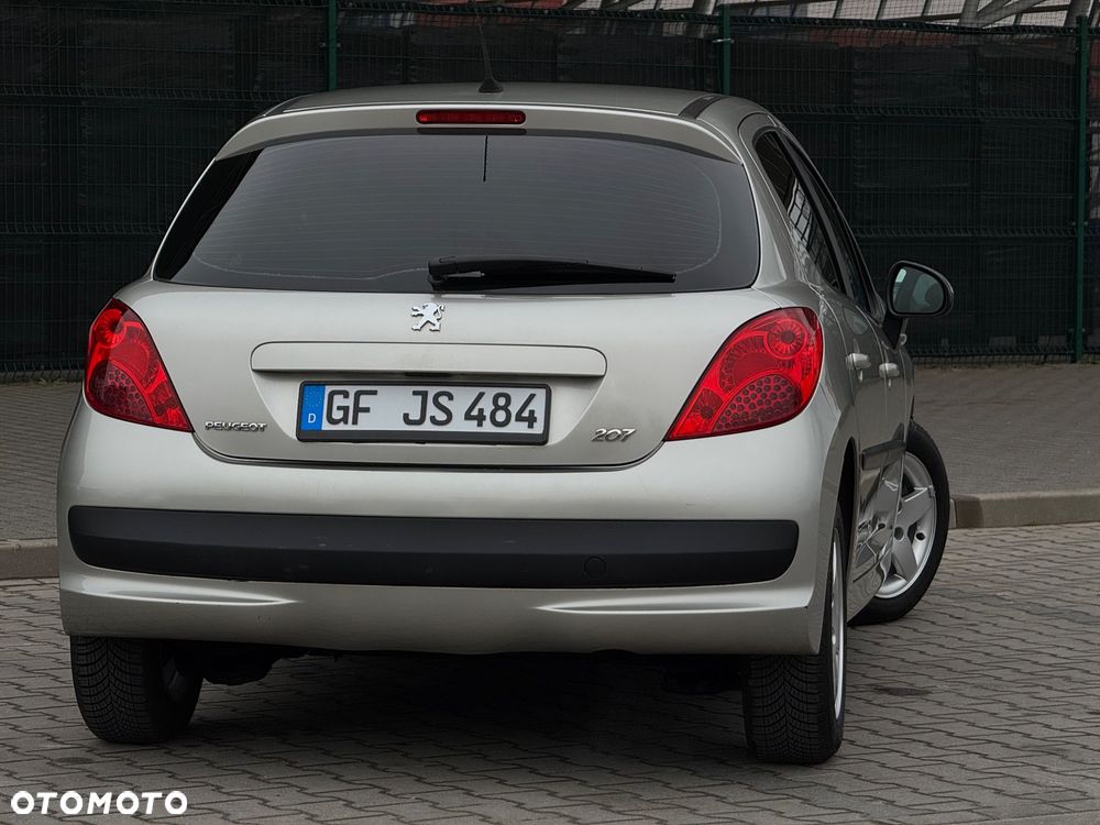 Peugeot 207 95 VTi Premium - 18