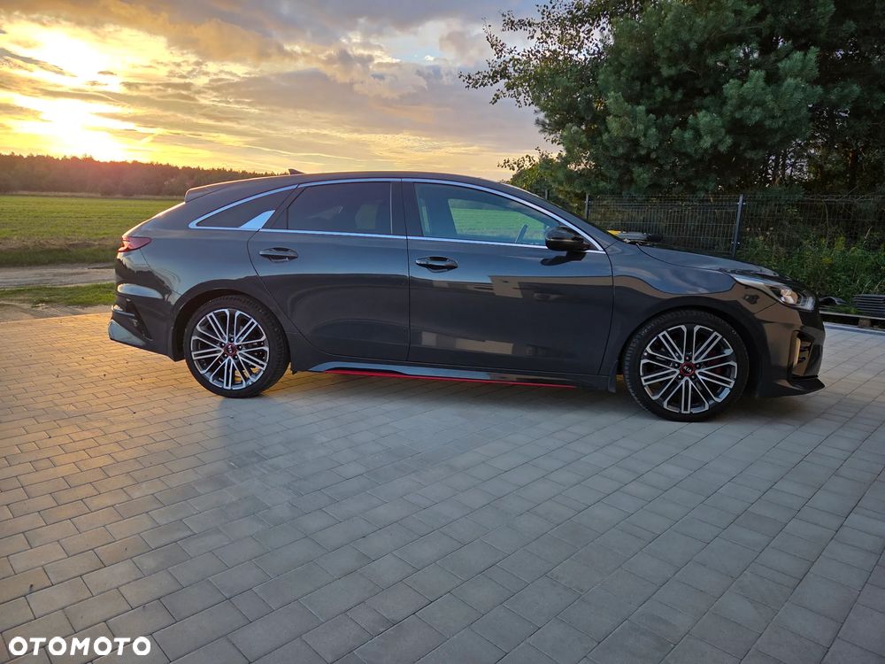 Kia ProCeed - 7