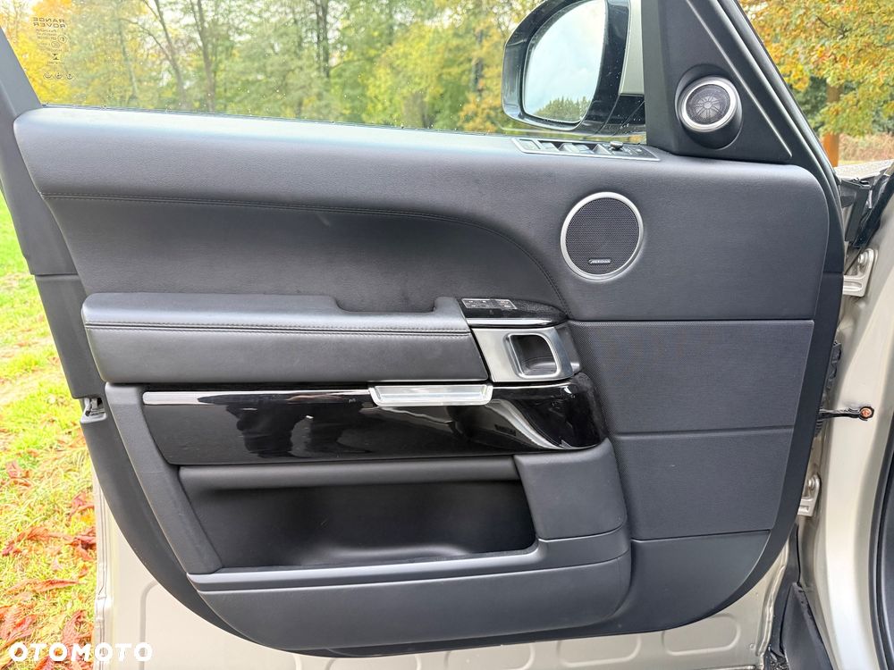 Land Rover Range Rover 4.4SD V8 LWB Vogue - 9