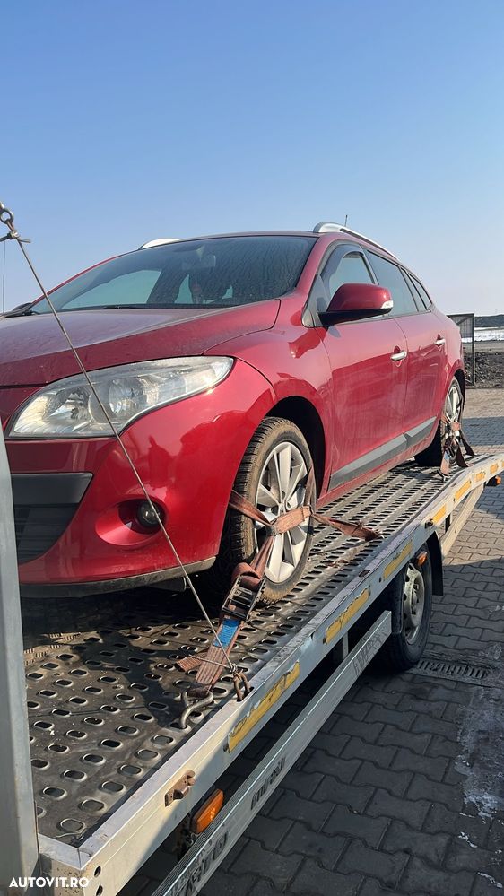 Dezmembram Renault Megane 3 1.4 TCE din 2011 - 1