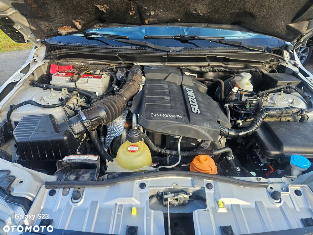 Suzuki Grand Vitara 1.9 DDiS Club DPF Family - 11