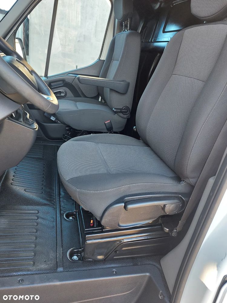 Renault Master / podnośnik koszowy 12.5 m/ zwyżka/ tylko 340 h  pracy/ super stan / Francja - 18