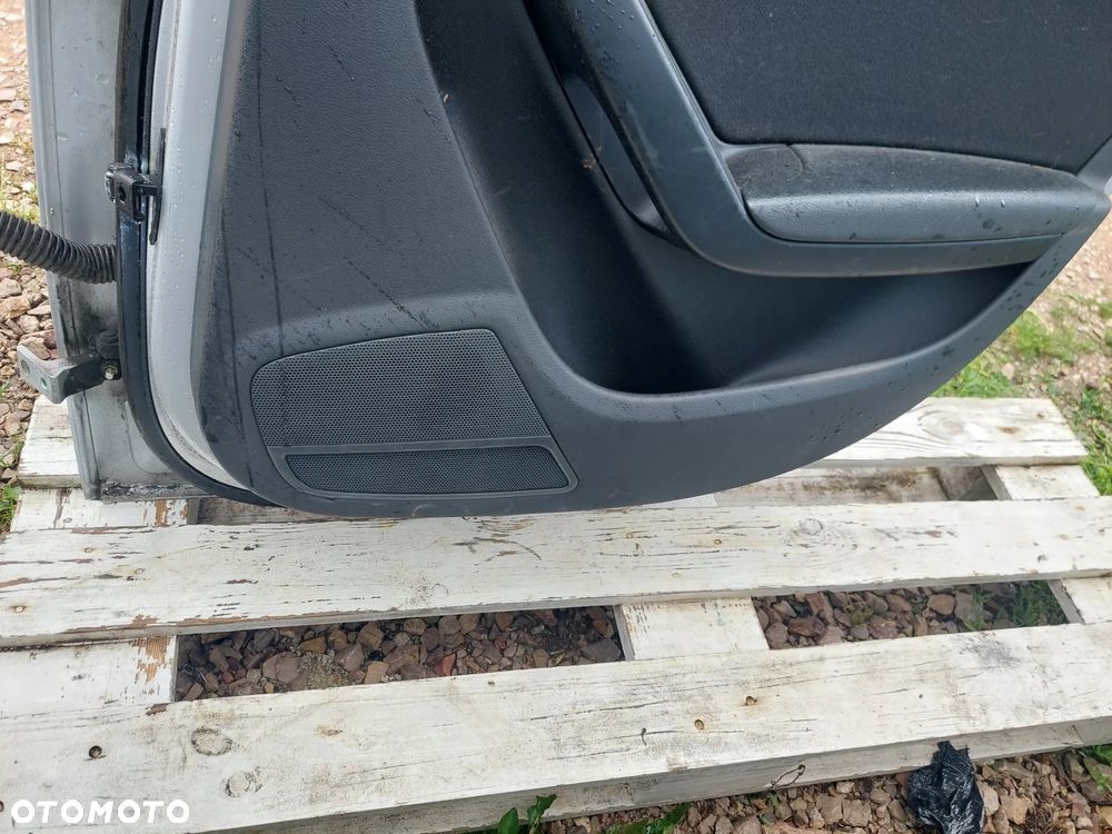 DRZWI PRAWY TYŁ AUDI A4 B8 LX7W - 4