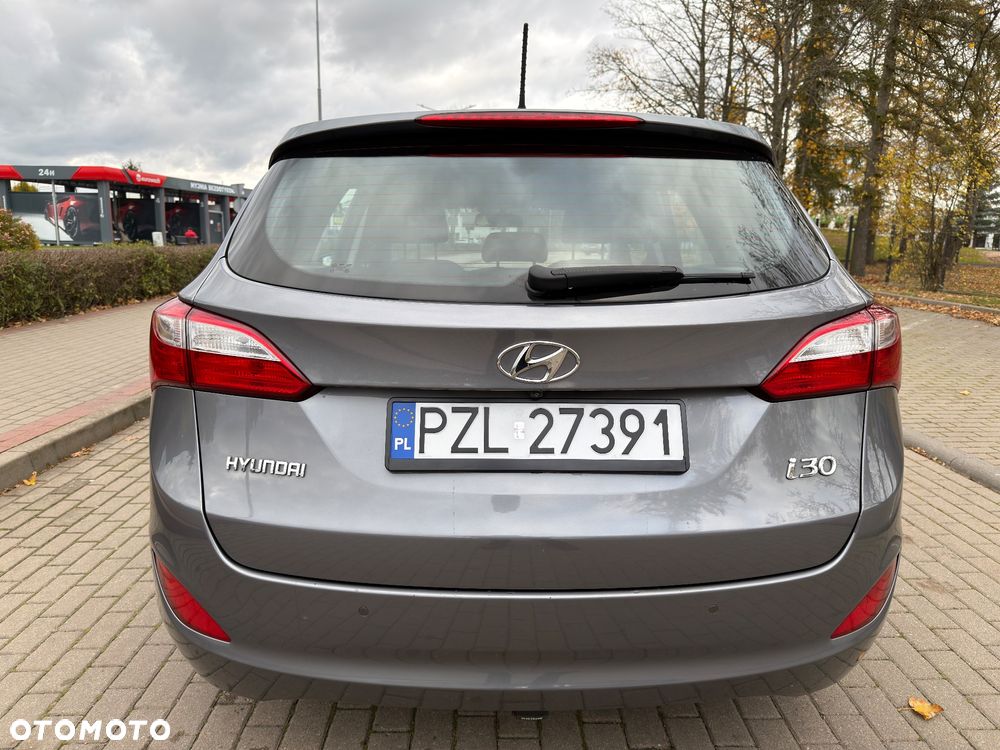 Hyundai i30 1.4 CRDi Premium - 9