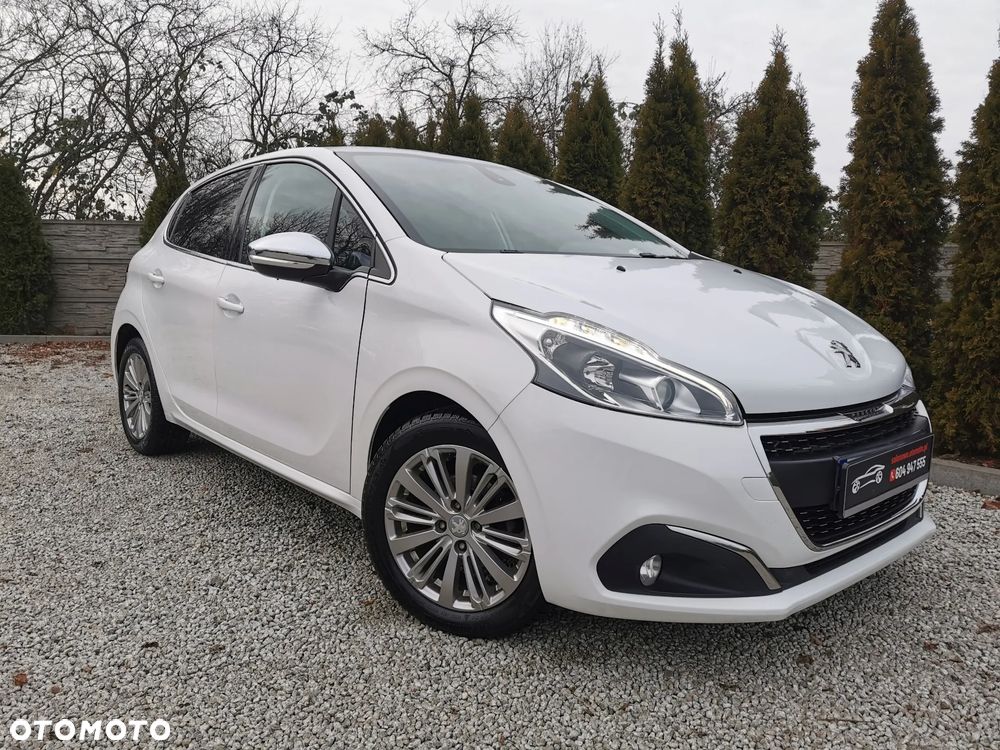 Peugeot 208 Blue-HDi 100 Stop&Start Style - 2