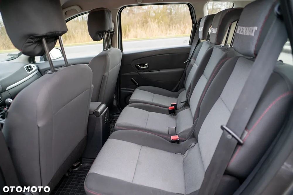 Renault Scenic 1.5dCi TomTom Edition - 29