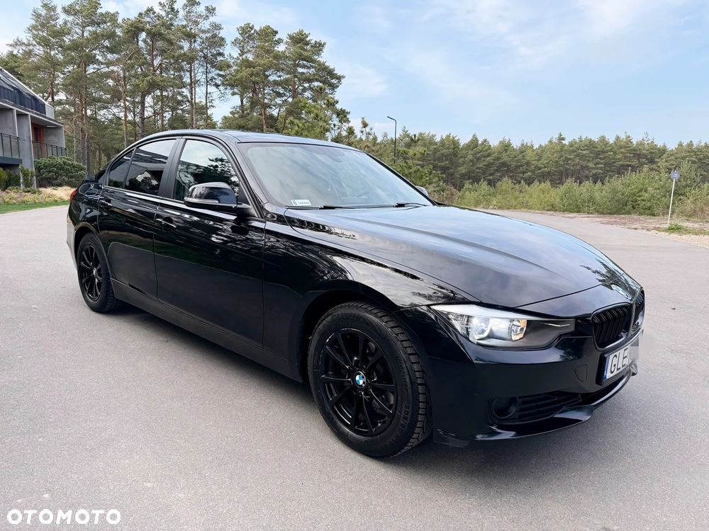 BMW Seria 3 318d - 10