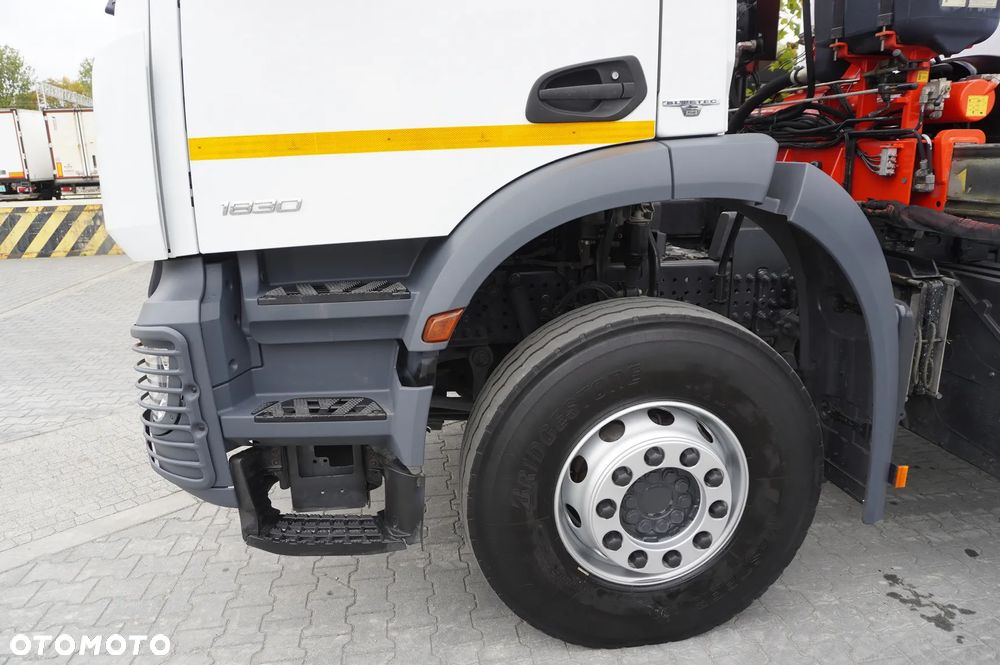 Mercedes-Benz Arocs 1830 / Platforma 16 EPAL / HDS Fassi 155 / Zasięg 8 m / Udźwig 6160 kg - 30