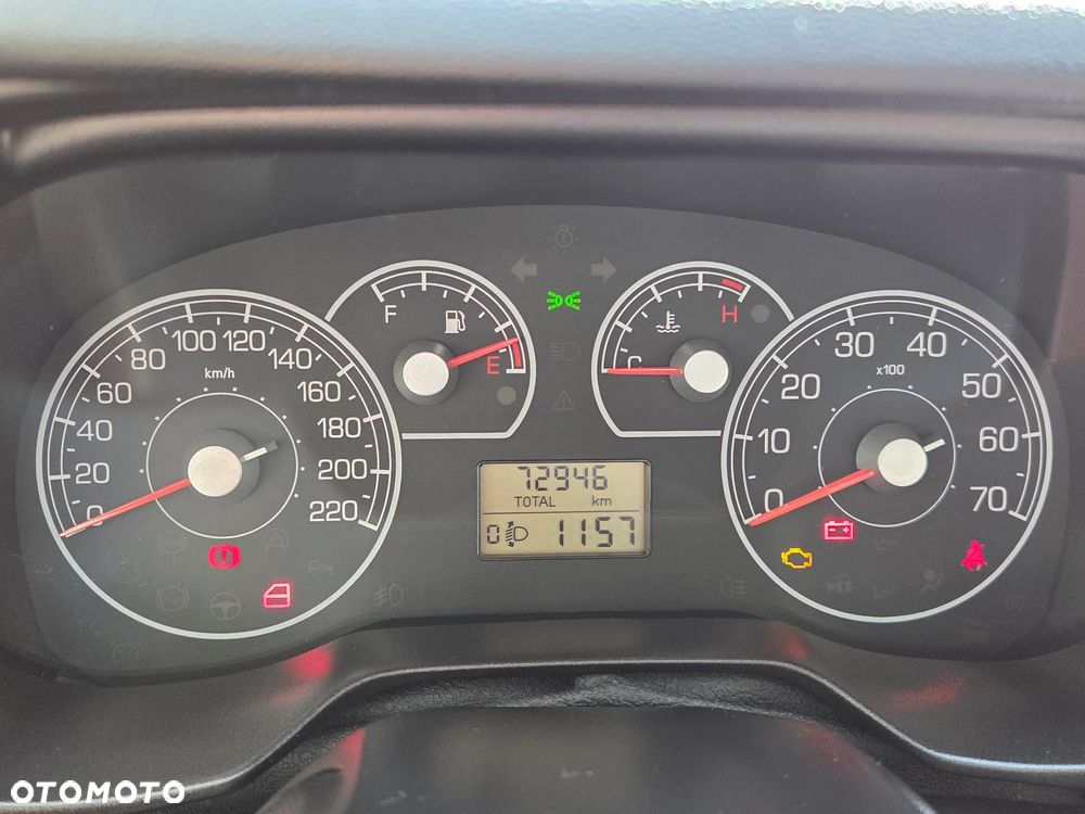 Fiat Grande Punto - 10