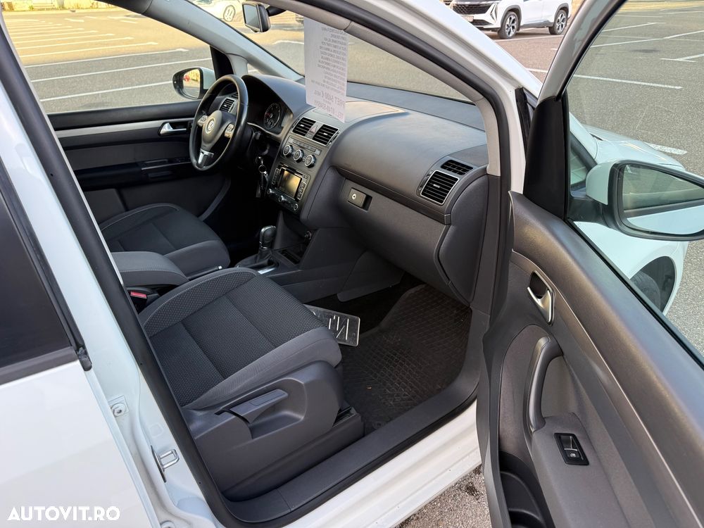 Volkswagen Touran 2.0 TDI DPF DSG Comfortline - 10