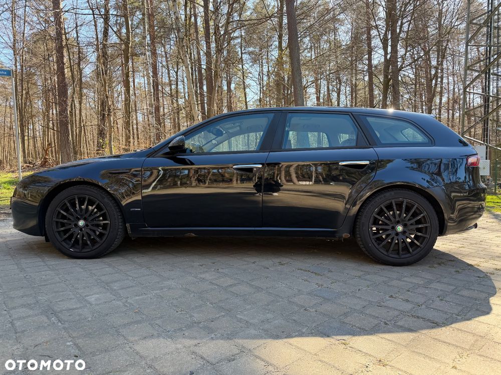 Alfa Romeo 159 1.9 JTDM 8V DPF Distinctive - 4