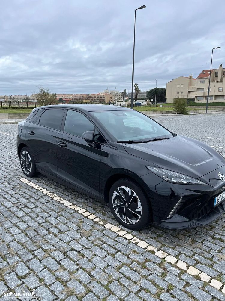 MG MG4 4 Luxury 64 kWh - 3