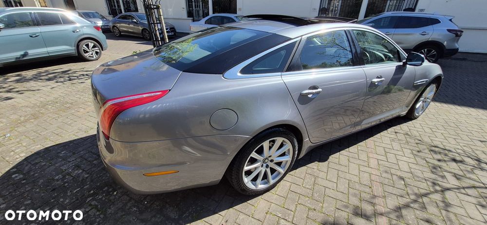Jaguar XJ 3.0 V6 S Luxury - 6