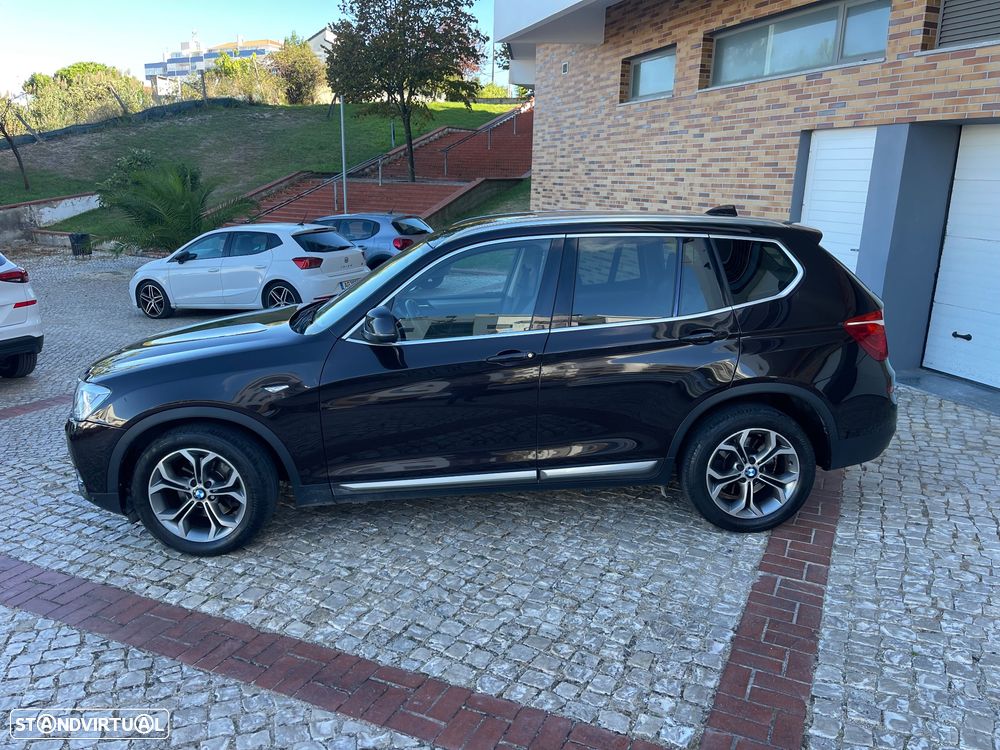BMW X3 20 d xDrive Advantage Auto - 4