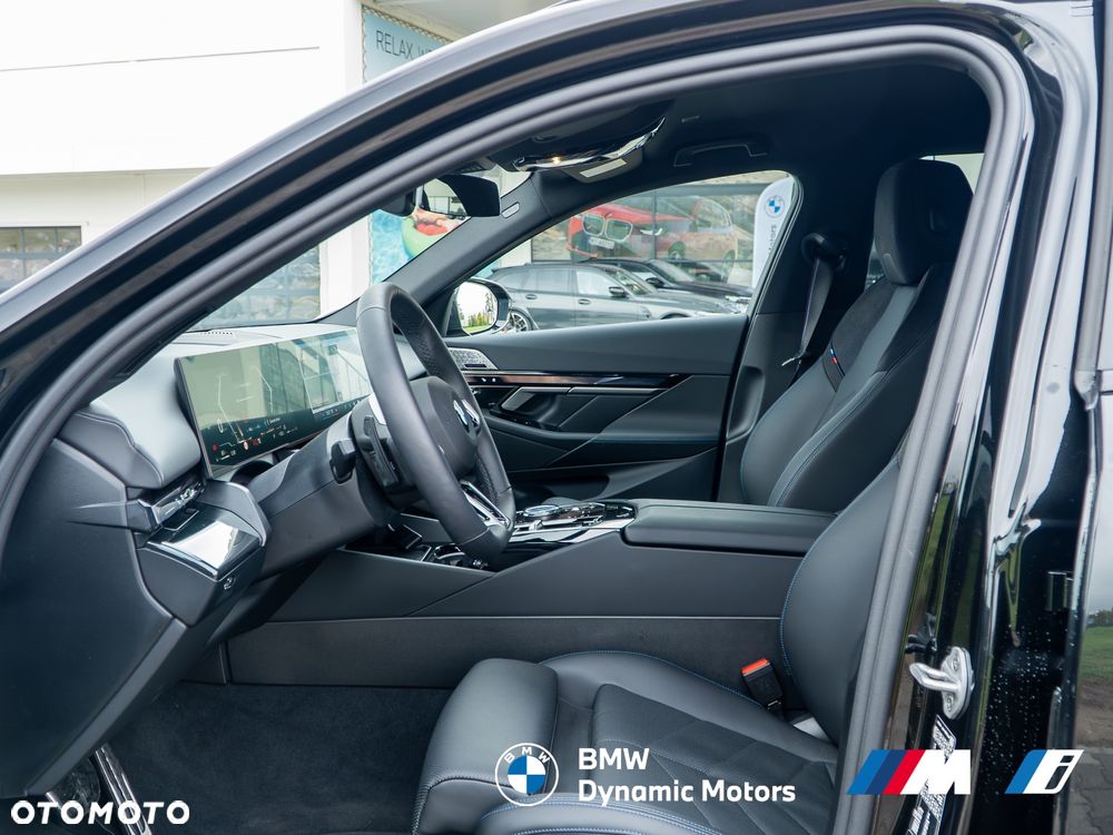 BMW Seria 5 520d xDrive Touring - 18