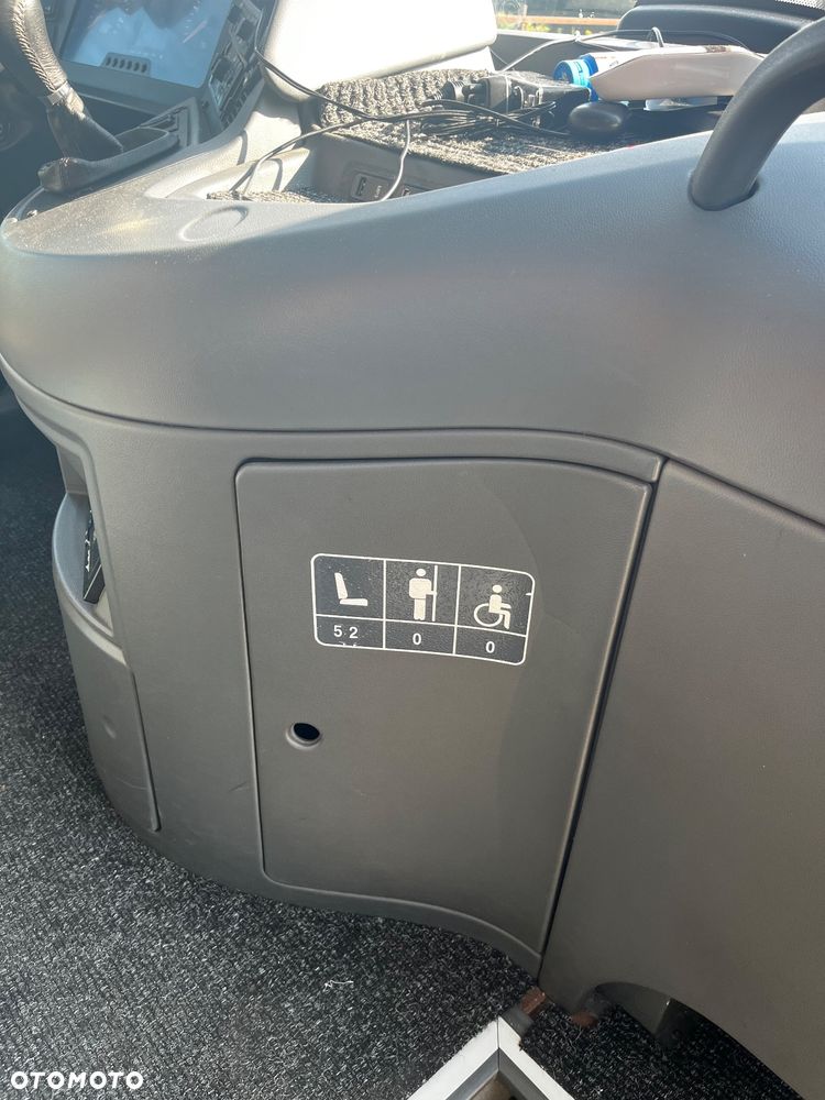 Mercedes-Benz Tourismo rhd - 27