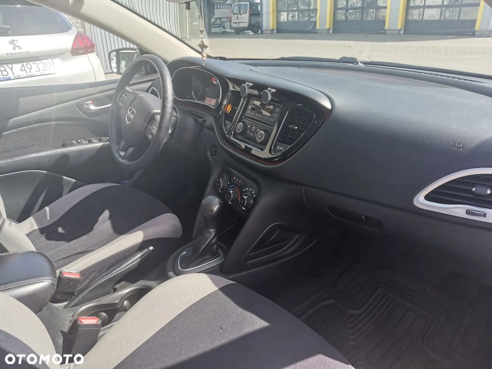 Dodge Dart - 9