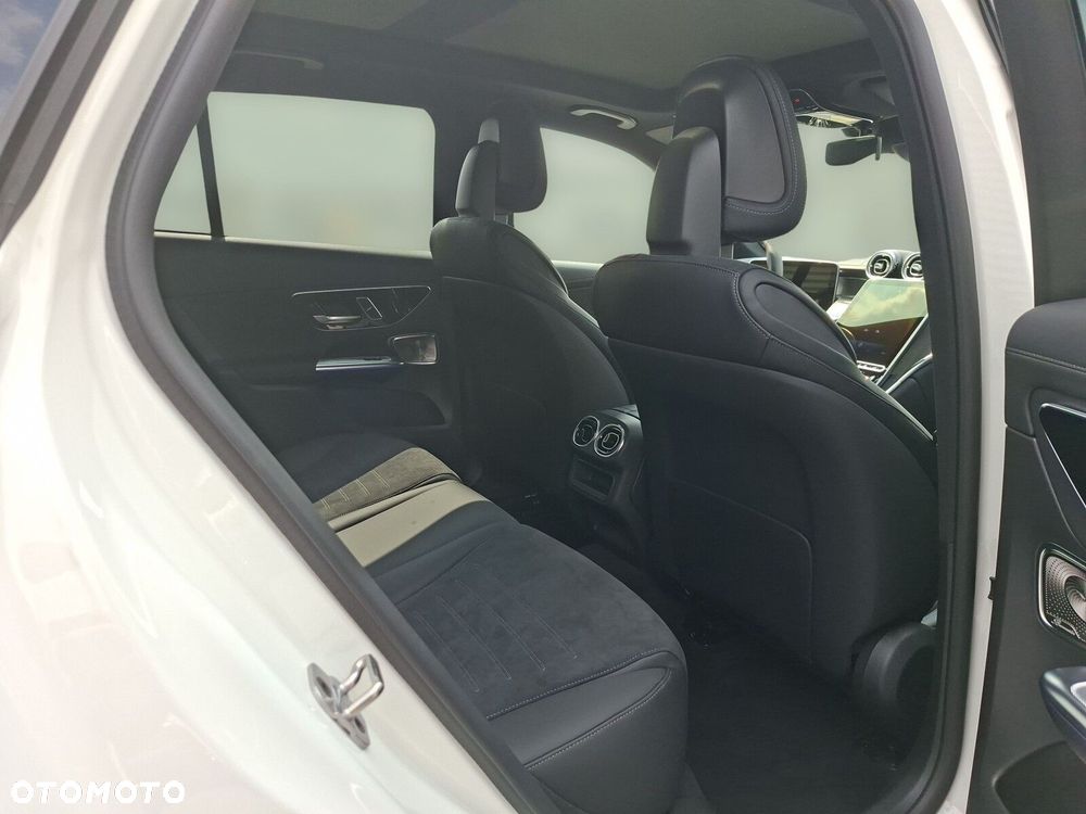 Mercedes-Benz GLC - 15