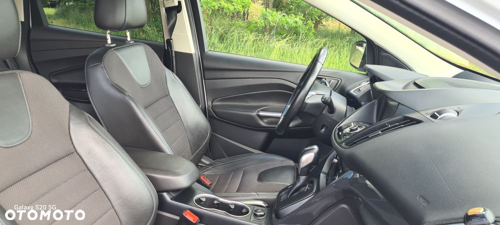 Ford Kuga 2.0 TDCi 4x4 ST-Line - 7