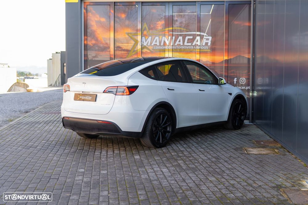 Tesla Model Y RWD - 6