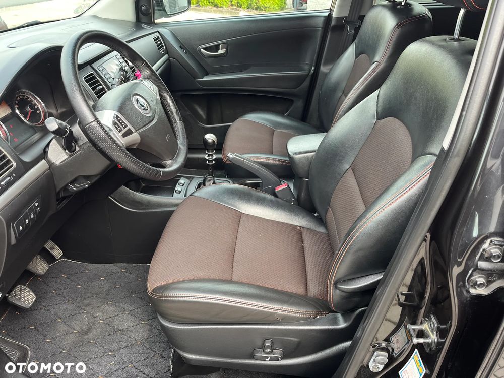 SsangYong/KGM Korando 2.0 Eco e-XDi DPF 4WD Quartz - 11