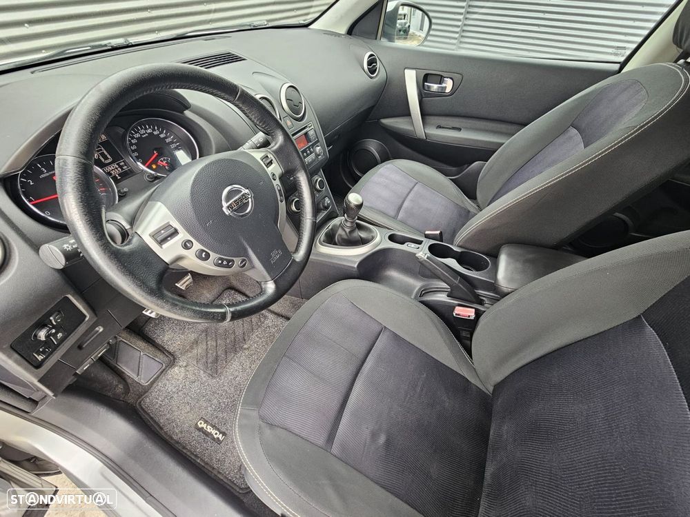 Nissan Qashqai 1.5 dCi Acenta Connect - 19