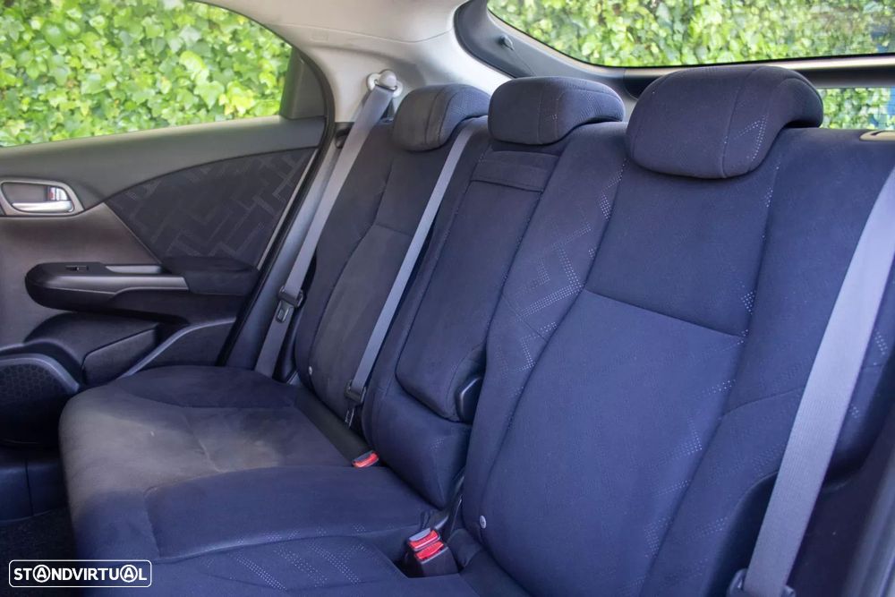 Honda Civic 1.6 i-DTEC Sport - 13