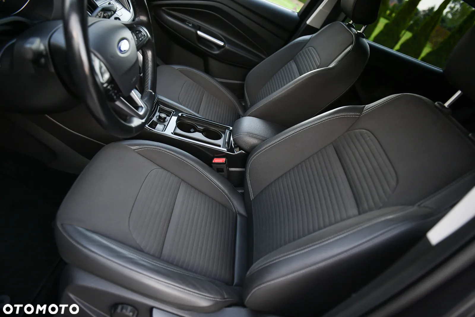 Ford Kuga 2.0 TDCi 4WD Titanium - 22