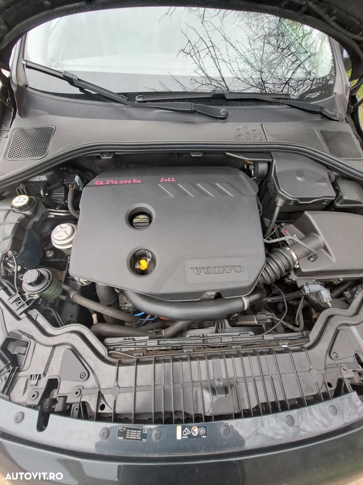 Volvo V60 D2 ECO Start-Stop Momentum - 4