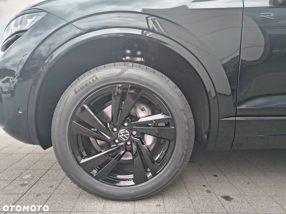 Volkswagen Touareg - 8