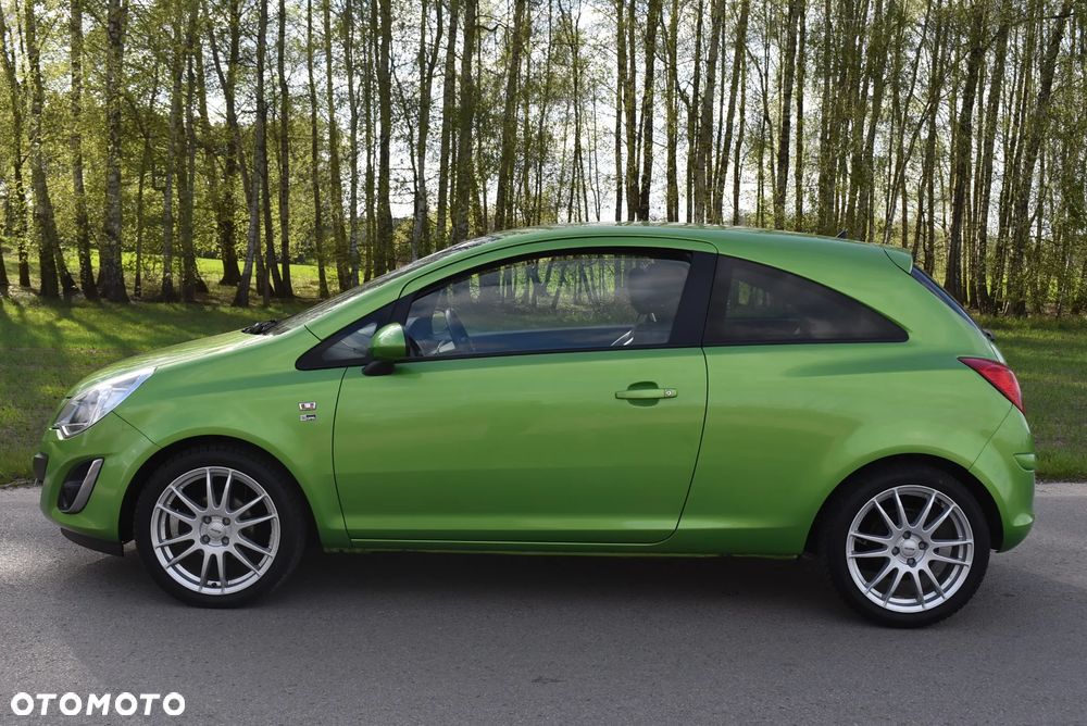 Opel Corsa 1.4 16V Edition - 10