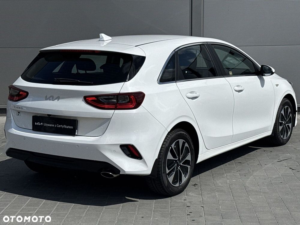 Kia Ceed 1.5 T-GDI M DCT - 10