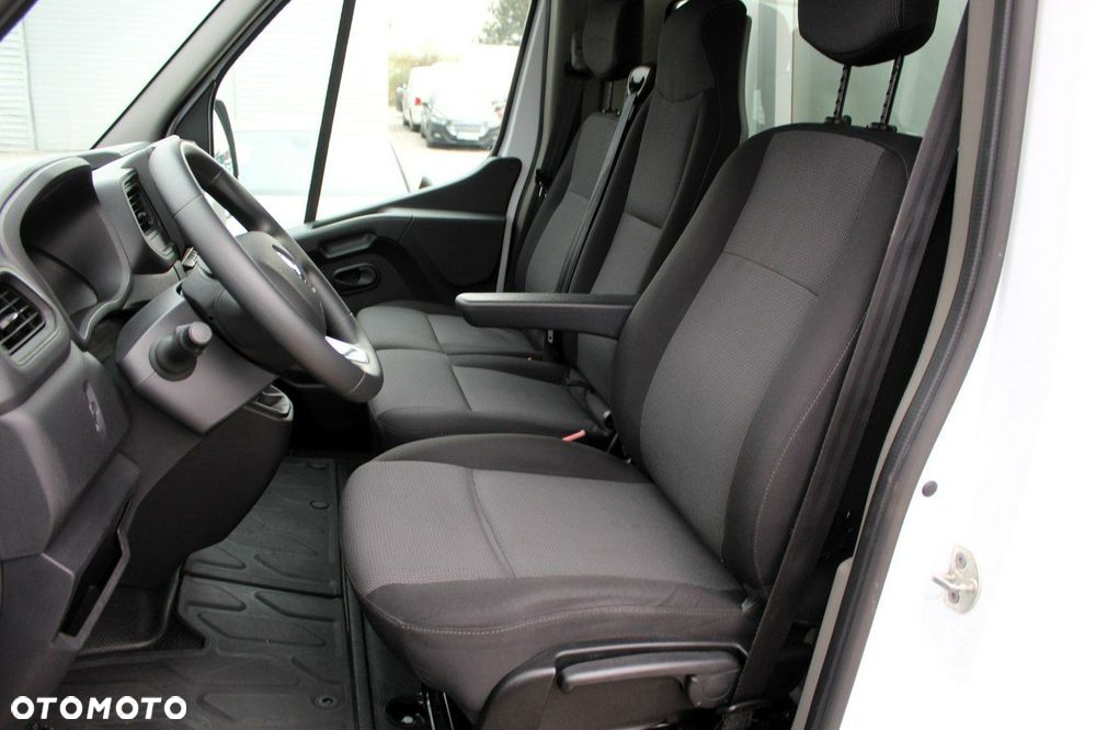 Renault Master - 15