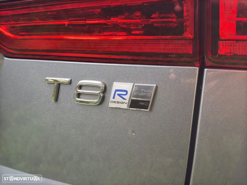 Volvo XC 60 2.0 T8 PHEV R-Design AWD - 20