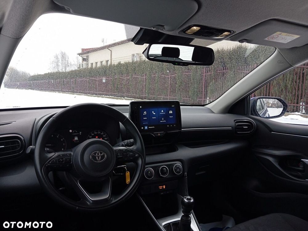 Toyota Yaris 1.5 Comfort - 12