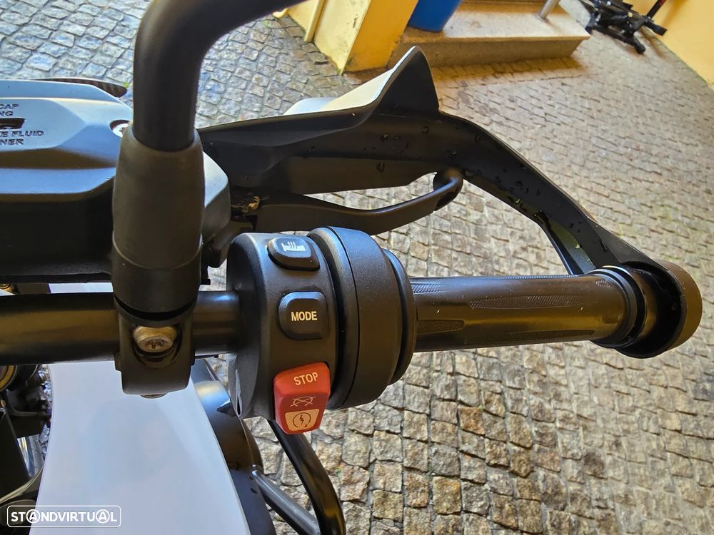 BMW F 750 GS GS - 10
