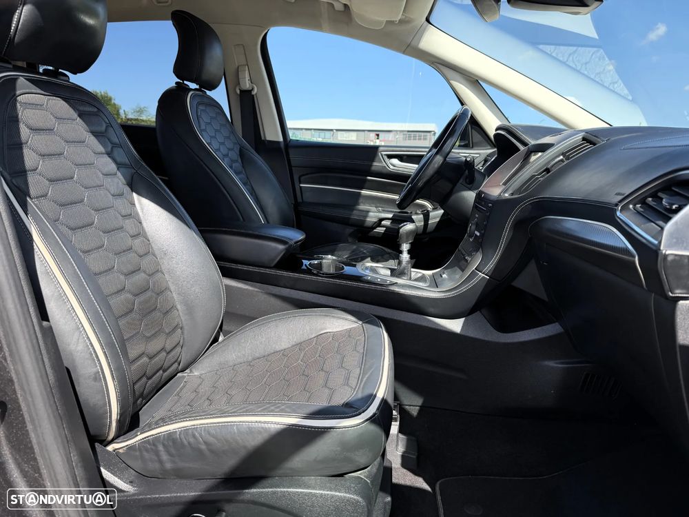 Ford S-Max 2.0 TDCi Vignale - 50