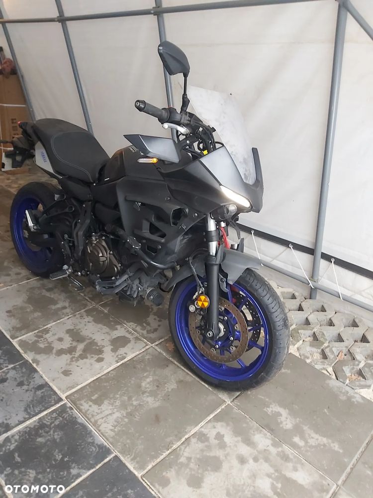 Yamaha MT - 5