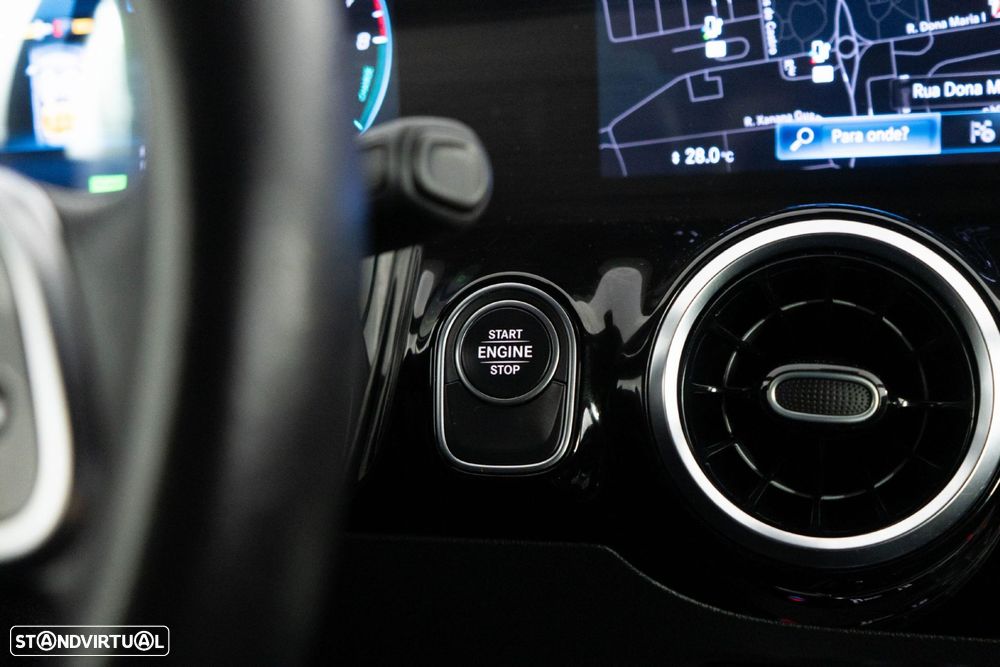 Mercedes-Benz GLA 250 e Progressive - 19