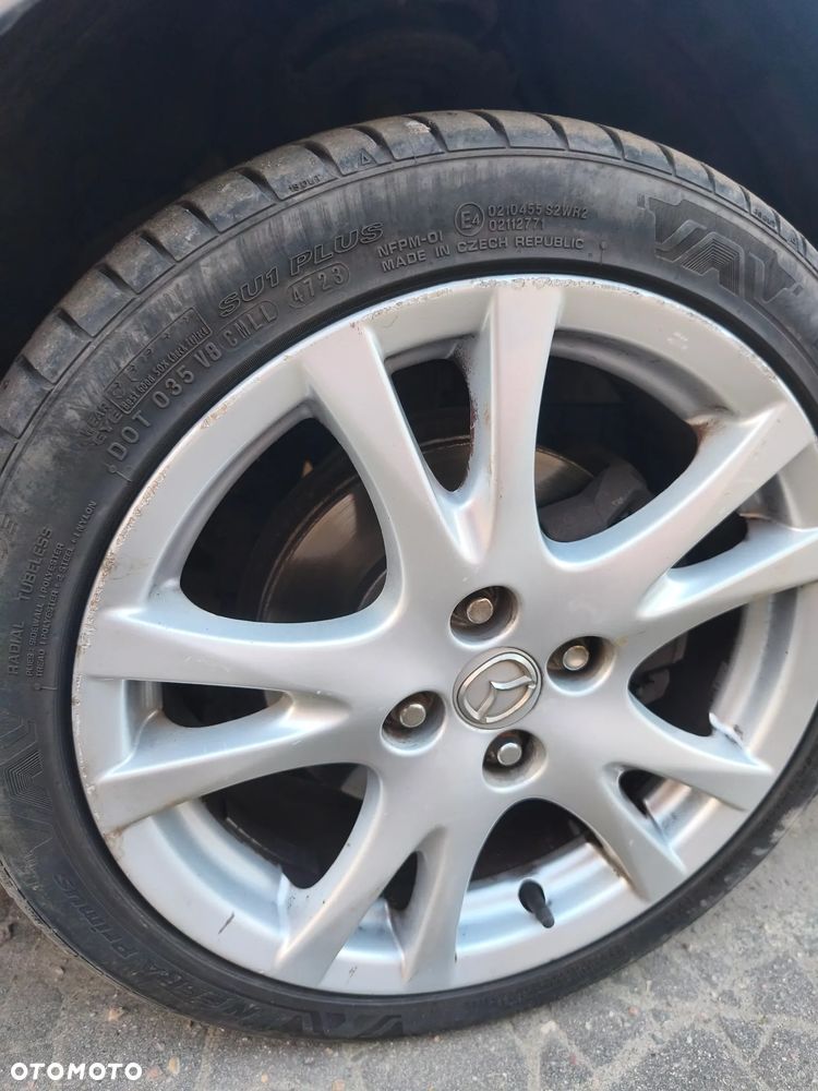 Mazda 2 - 13