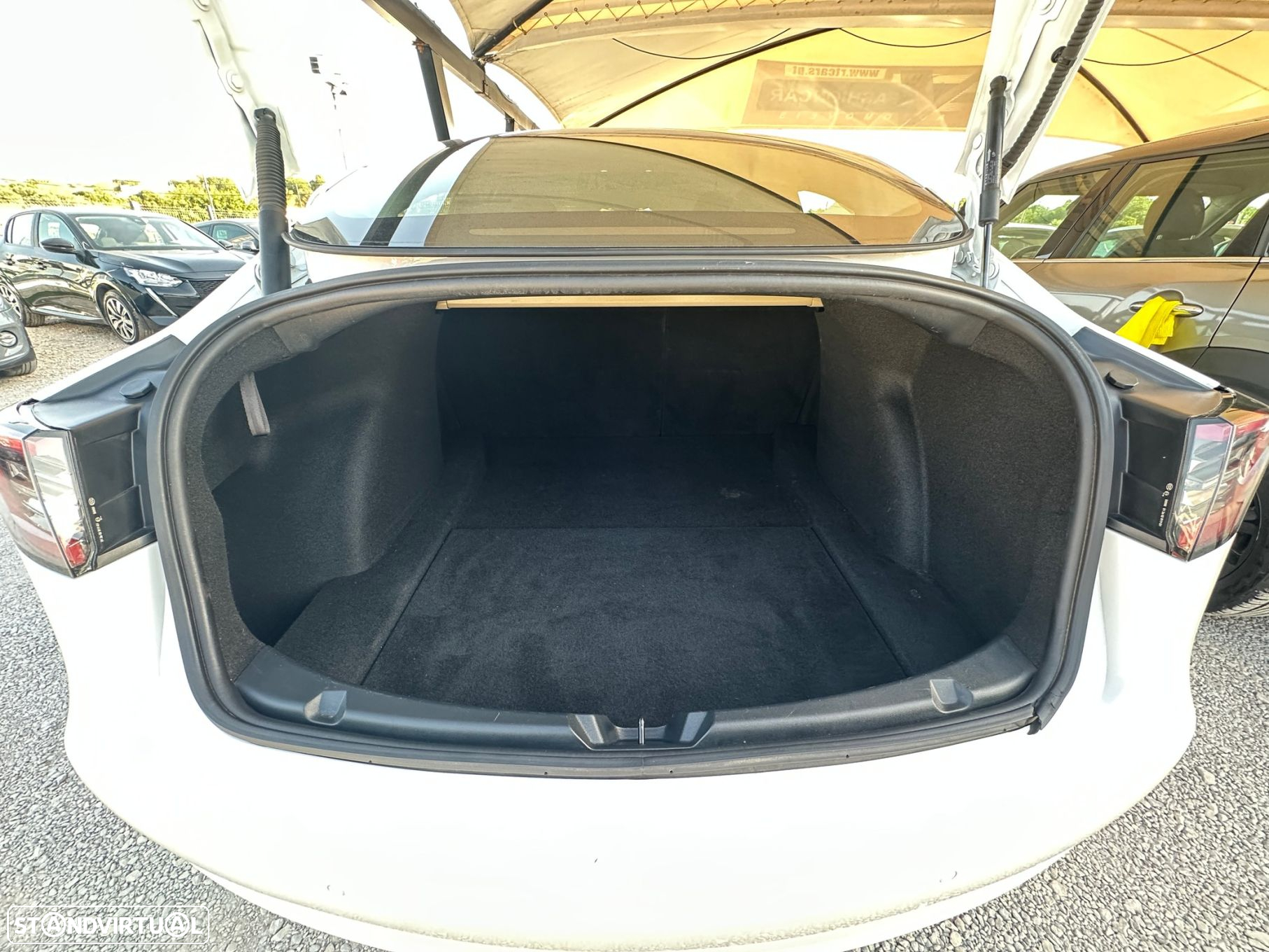 Tesla Model 3 Standard Range Plus RWD - 26