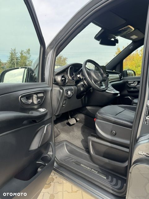 Mercedes-Benz Klasa V 300 d 4-Matic Avantgarde 9G-Tronic (ekstra dł) - 9