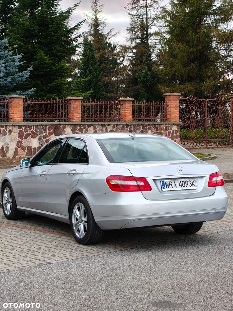 Mercedes-Benz Klasa E 200 CDI BlueEff - 5