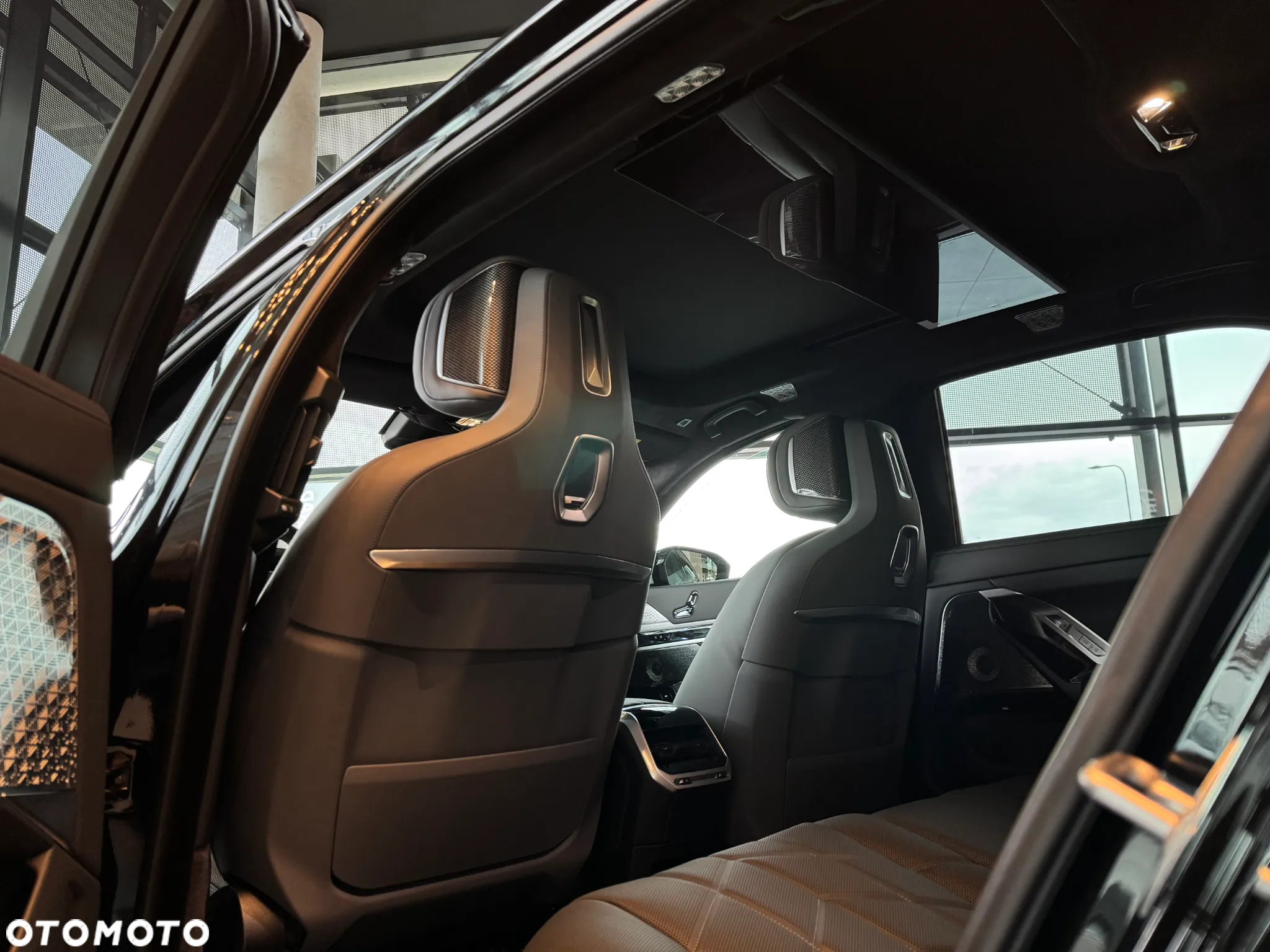 BMW Seria 7 M760e PHEV xDrive sport - 18